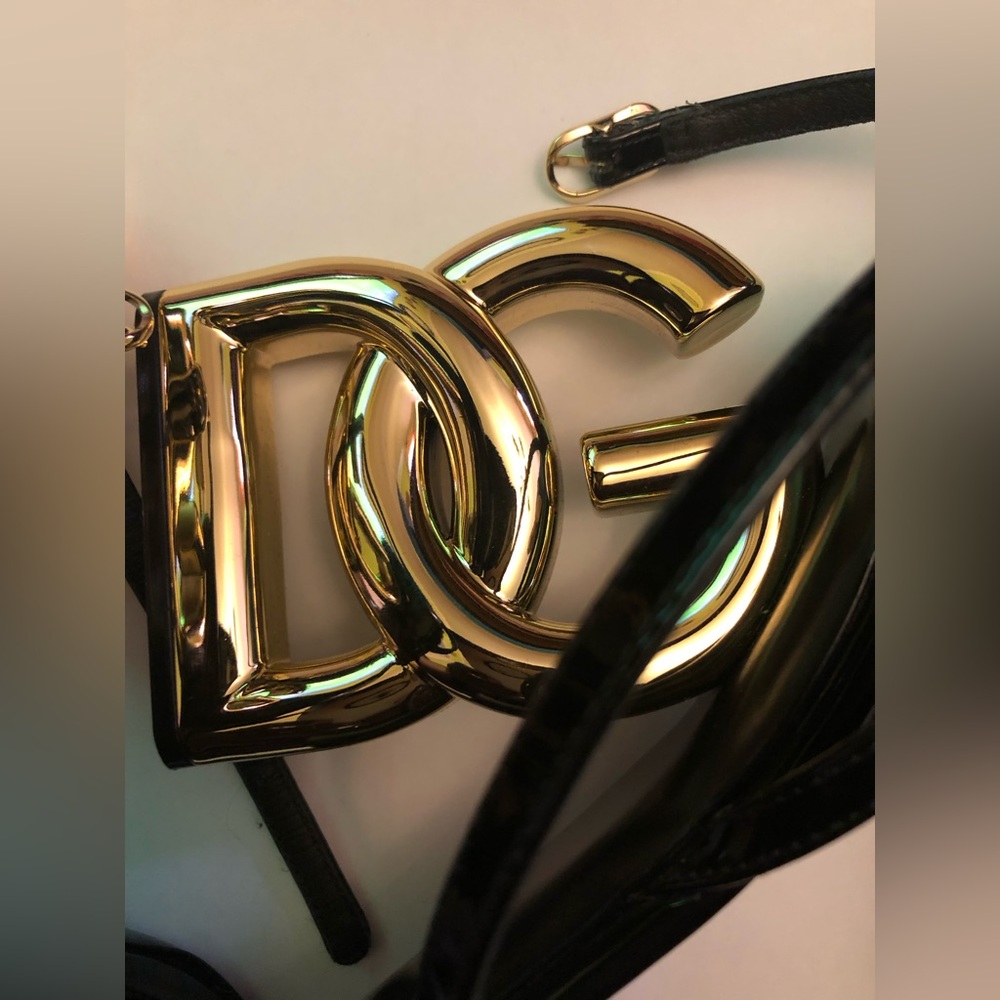 Dolce & Gabbana Black and Gold Heels - Picture 9 of 16